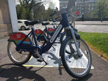 'Just Eat' bikes on Murrayfield Avenue